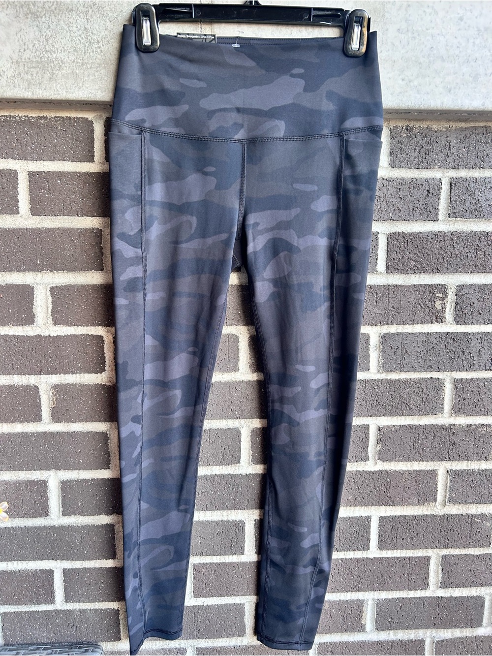Spyder Charcoal Black Camo Leggings - Size Small